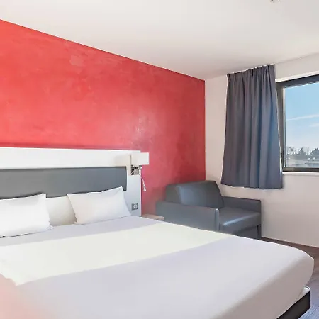 Hotel Bernolsheim 3*